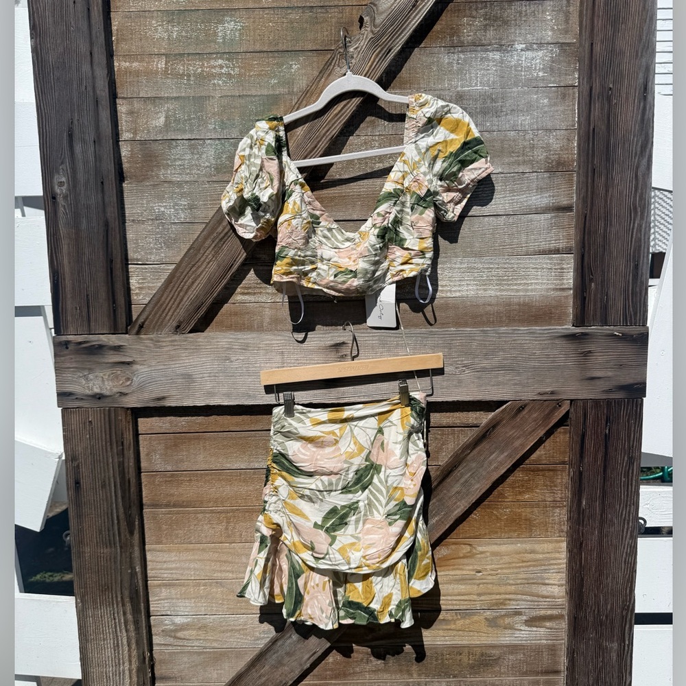 One and only collective - Floral Crop Top & Skirt Set in Green, Yellow, Blush